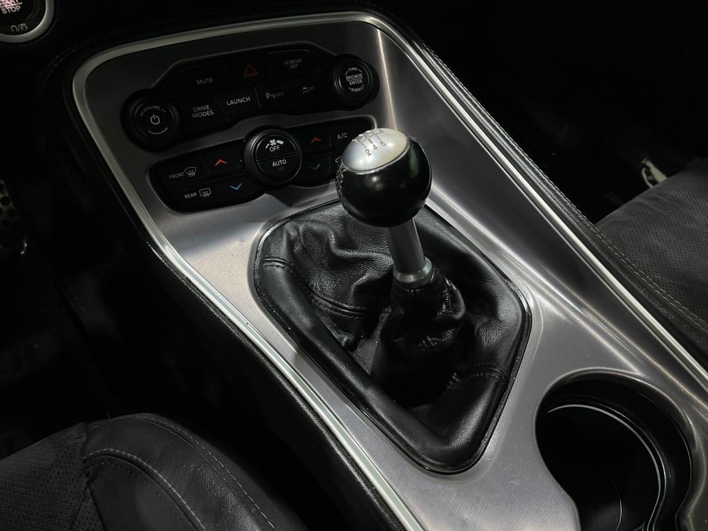 2019 Dodge Challenger Image 28