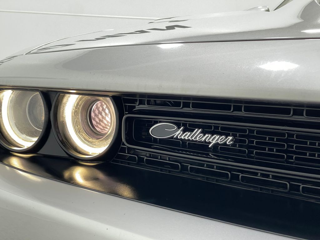 2019 Dodge Challenger Image 37