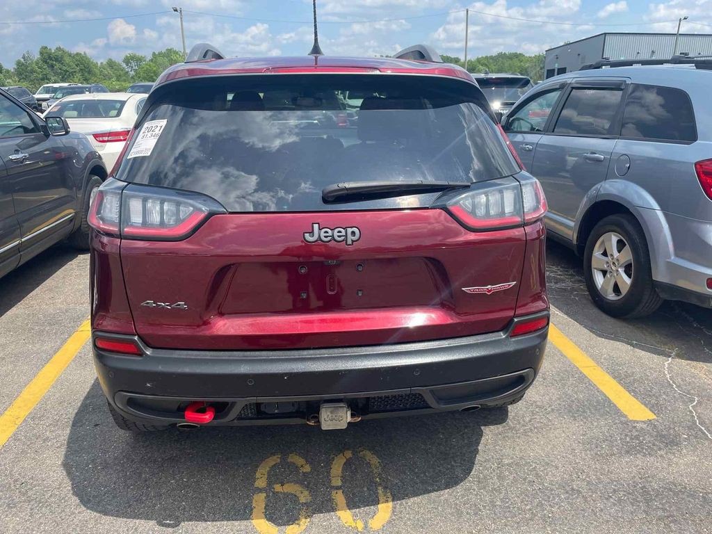 2021 Jeep Cherokee Image 5
