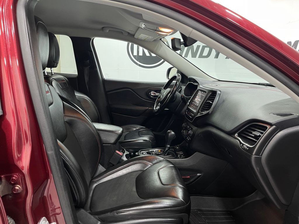 2021 Jeep Cherokee Image 32