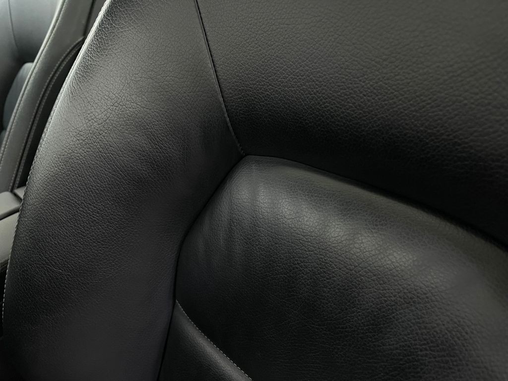 2011 Mercedes-Benz E-Class Image 18