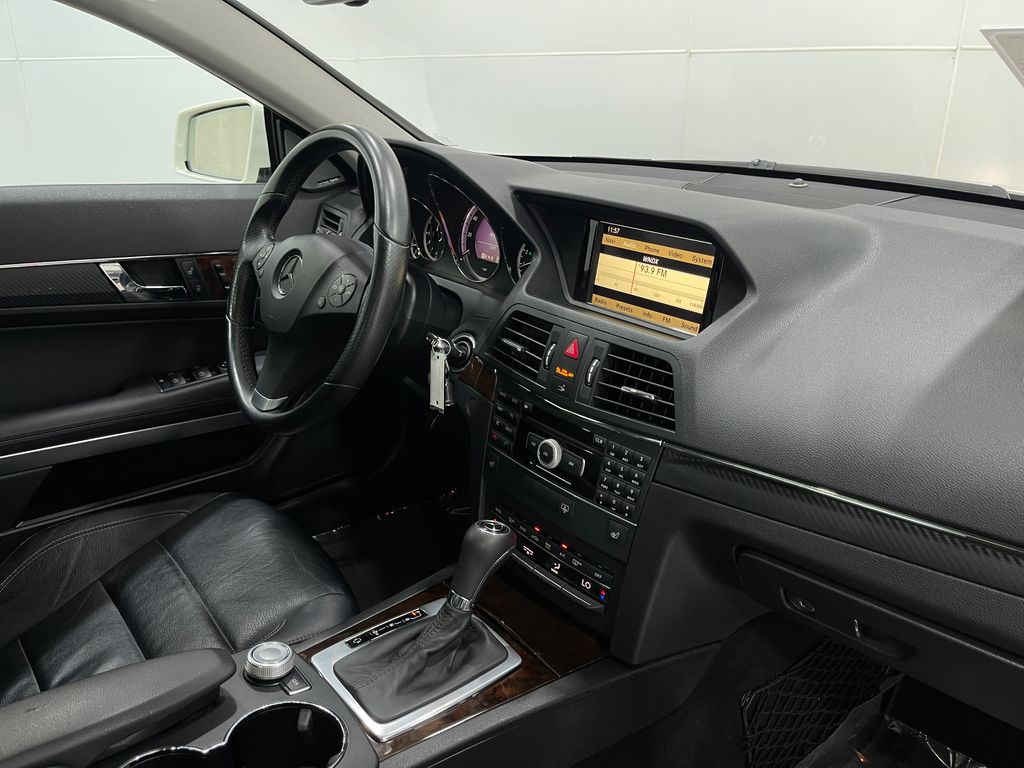 2011 Mercedes-Benz E-Class Image 20