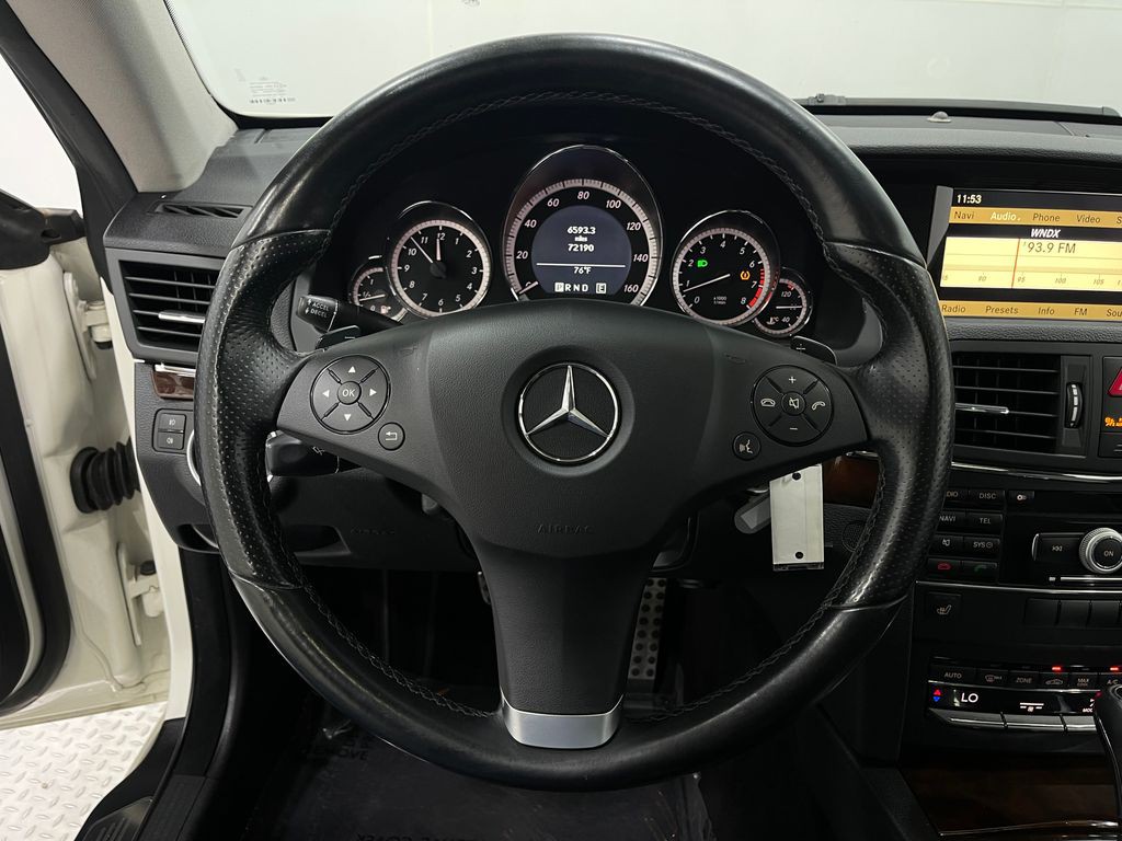 2011 Mercedes-Benz E-Class Image 22