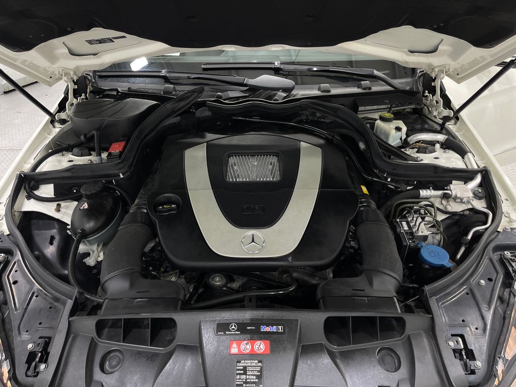 2011 Mercedes-Benz E-Class Image 27
