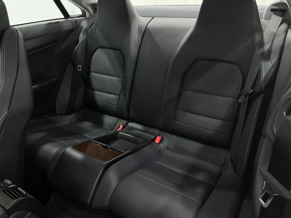 2011 Mercedes-Benz E-Class Image 30