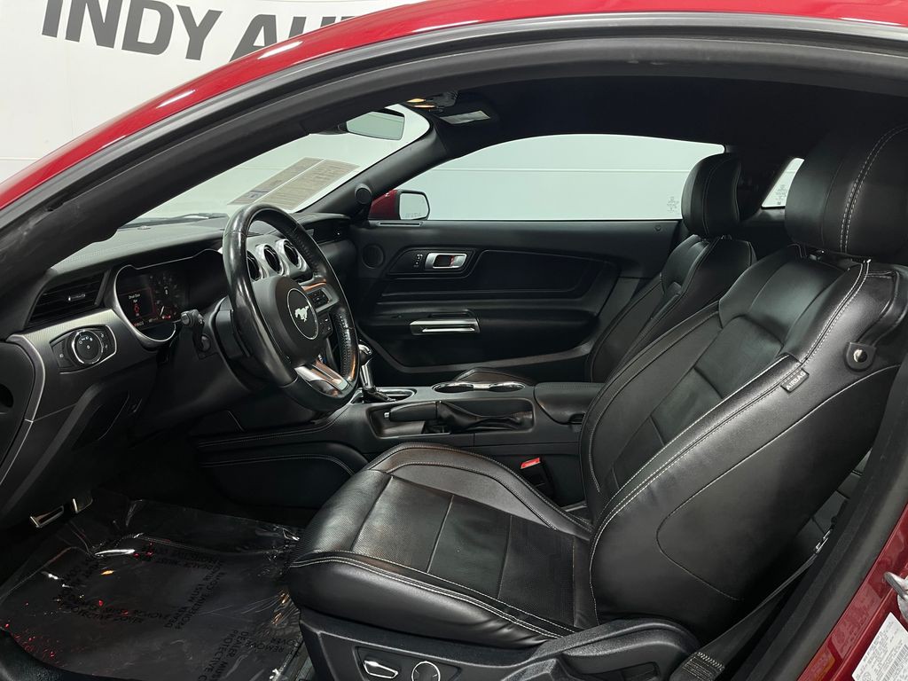 2018 Ford Mustang Image 13