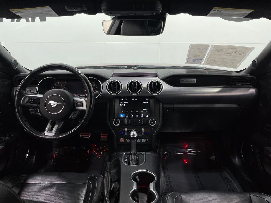 2018 Ford Mustang Image 19