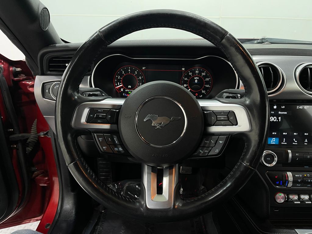 2018 Ford Mustang Image 22
