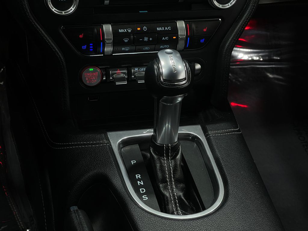 2018 Ford Mustang Image 29