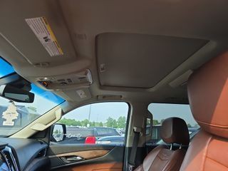 2019 Cadillac Escalade Image 11