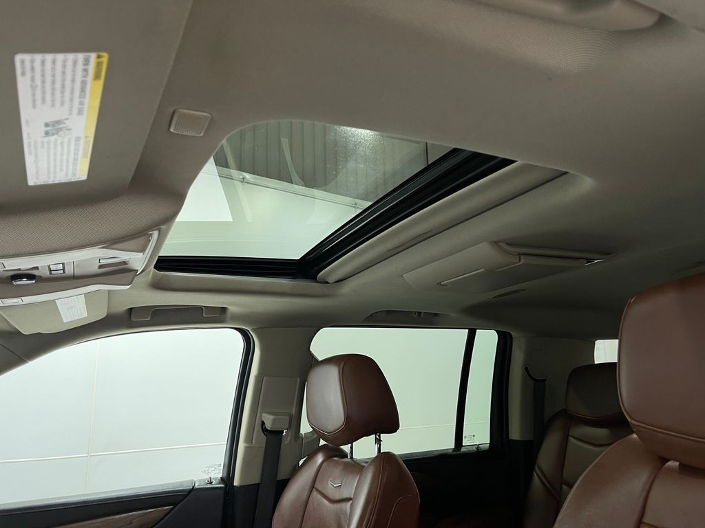 2019 Cadillac Escalade Image 13