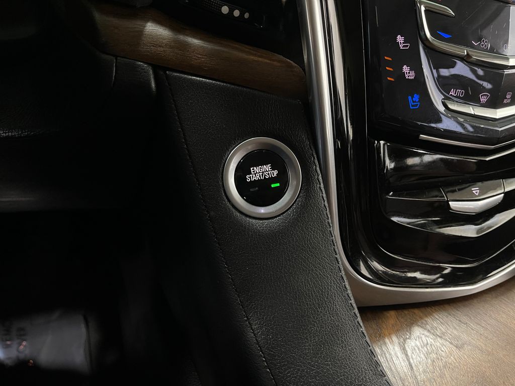 2019 Cadillac Escalade Image 23