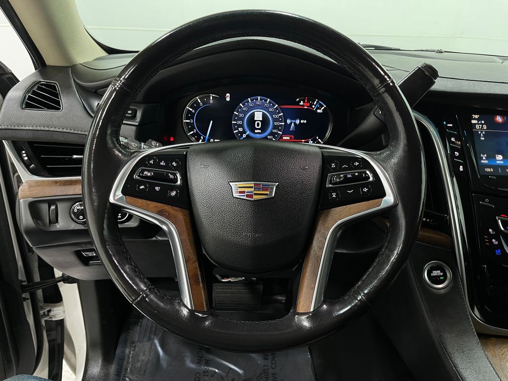 2019 Cadillac Escalade Image 24