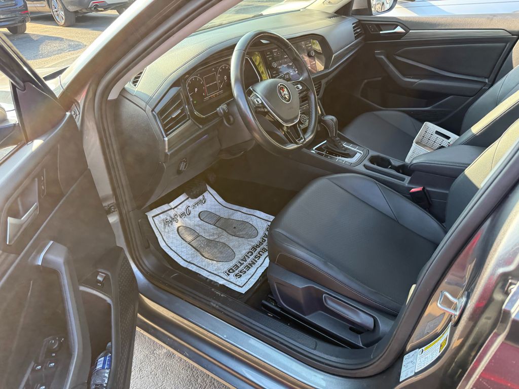 2019 Volkswagen Jetta Image 6