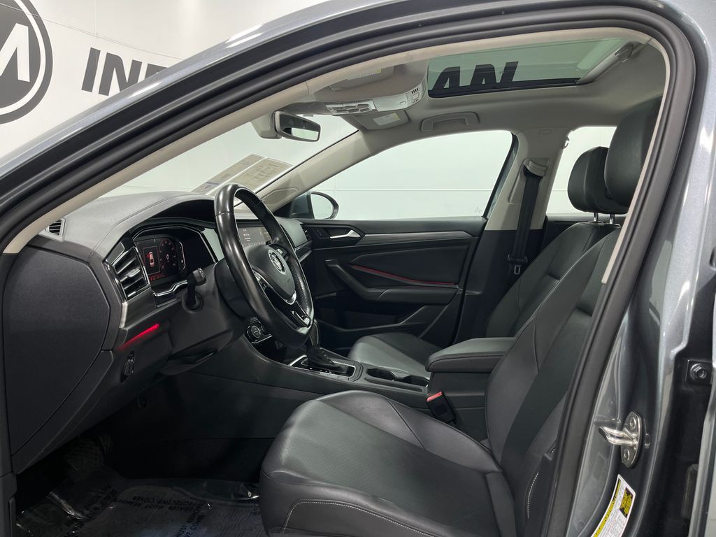2019 Volkswagen Jetta Image 12