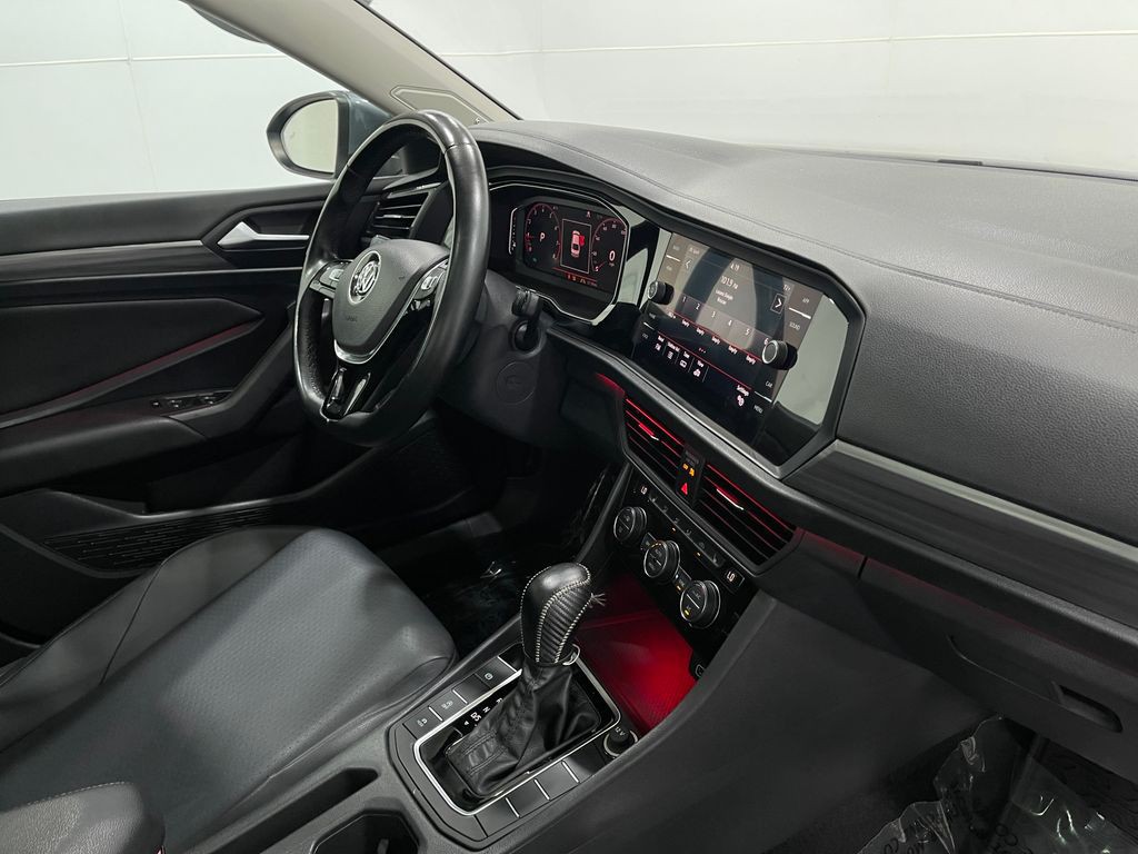 2019 Volkswagen Jetta Image 19