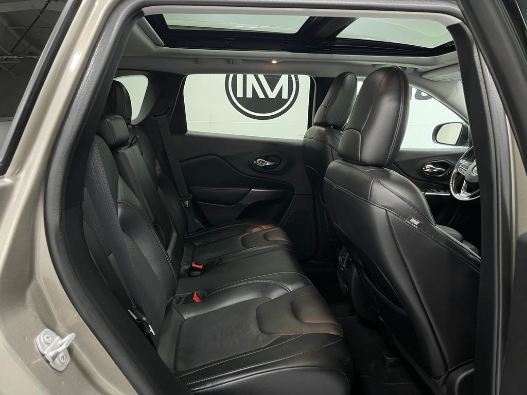 2021 Jeep Cherokee Image 31