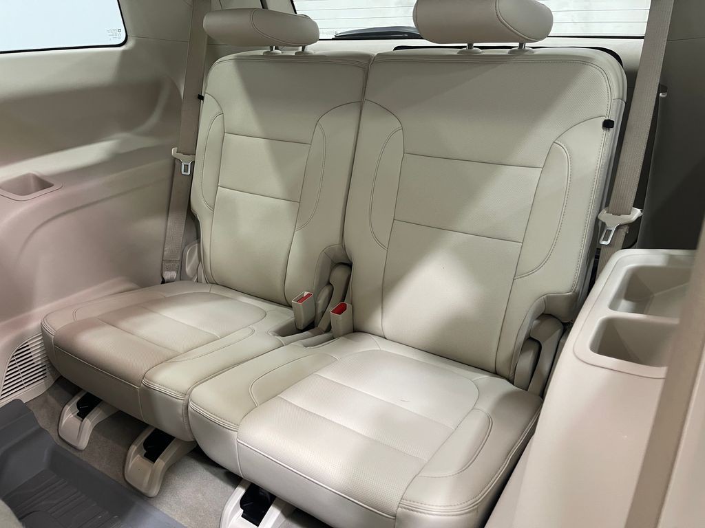 2021 GMC Acadia Image 30