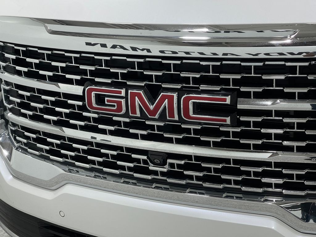 2021 GMC Acadia Image 39