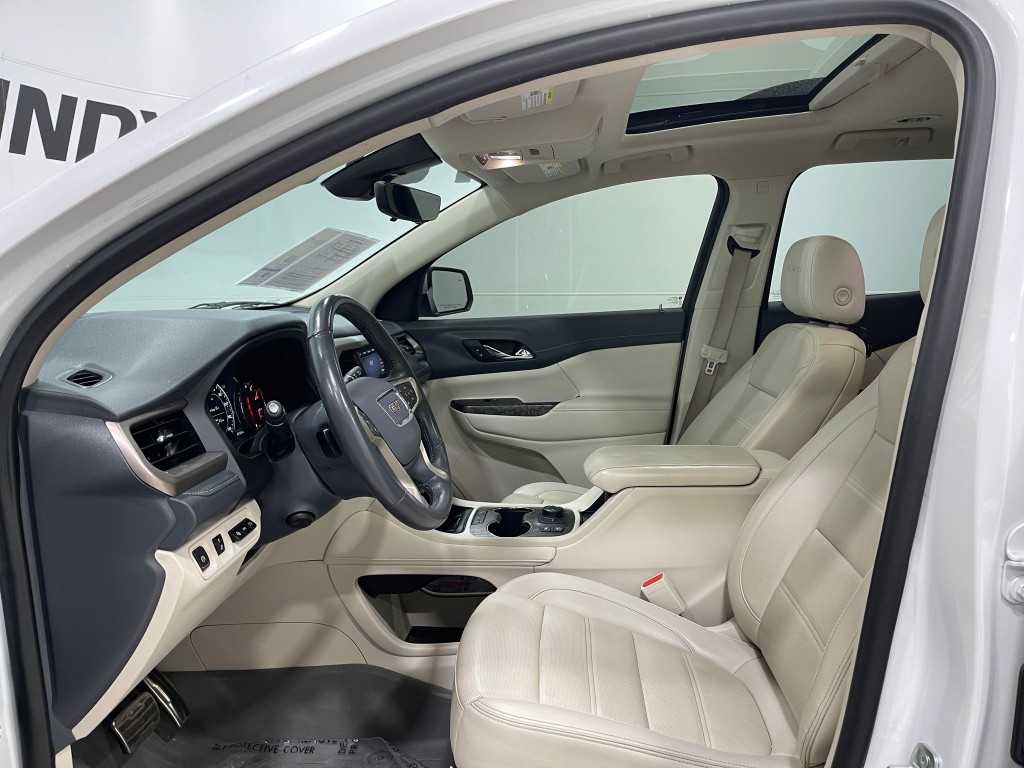 2021 GMC Acadia Image 13