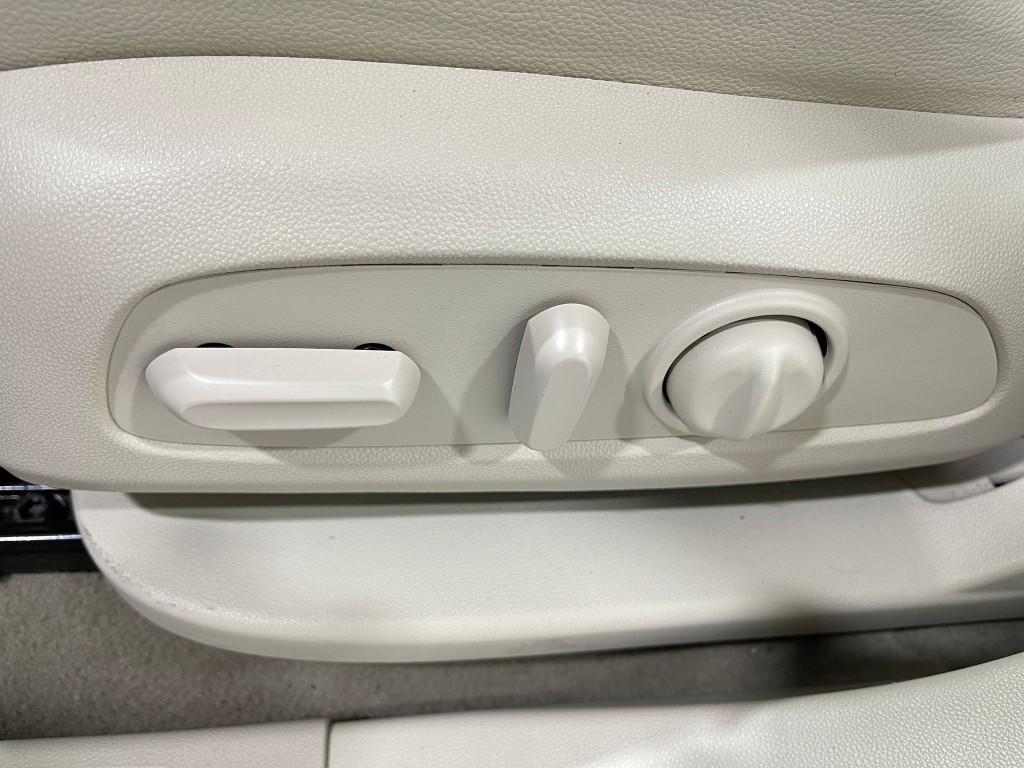 2021 GMC Acadia Image 18