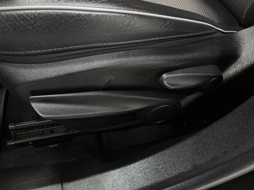 2017 FIAT 500 Image 14