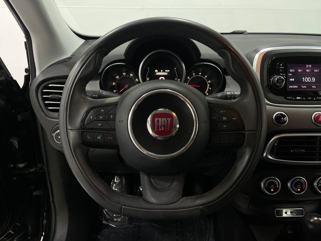 2017 FIAT 500 Image 19