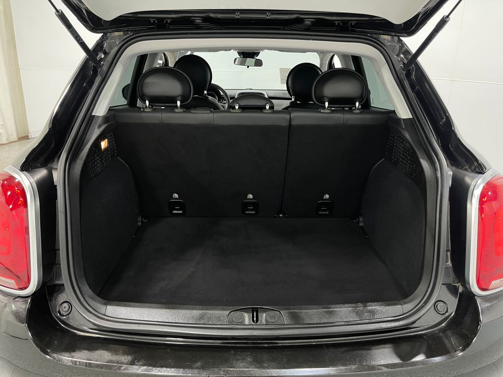 2017 FIAT 500 Image 23