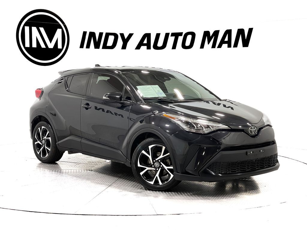 2022 Toyota C-HR Image 2