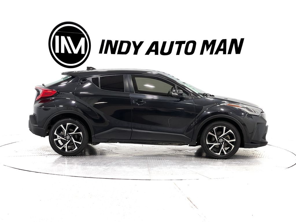 2022 Toyota C-HR Image 3