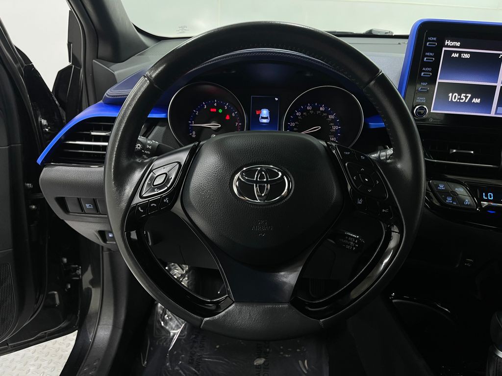 2022 Toyota C-HR Image 20