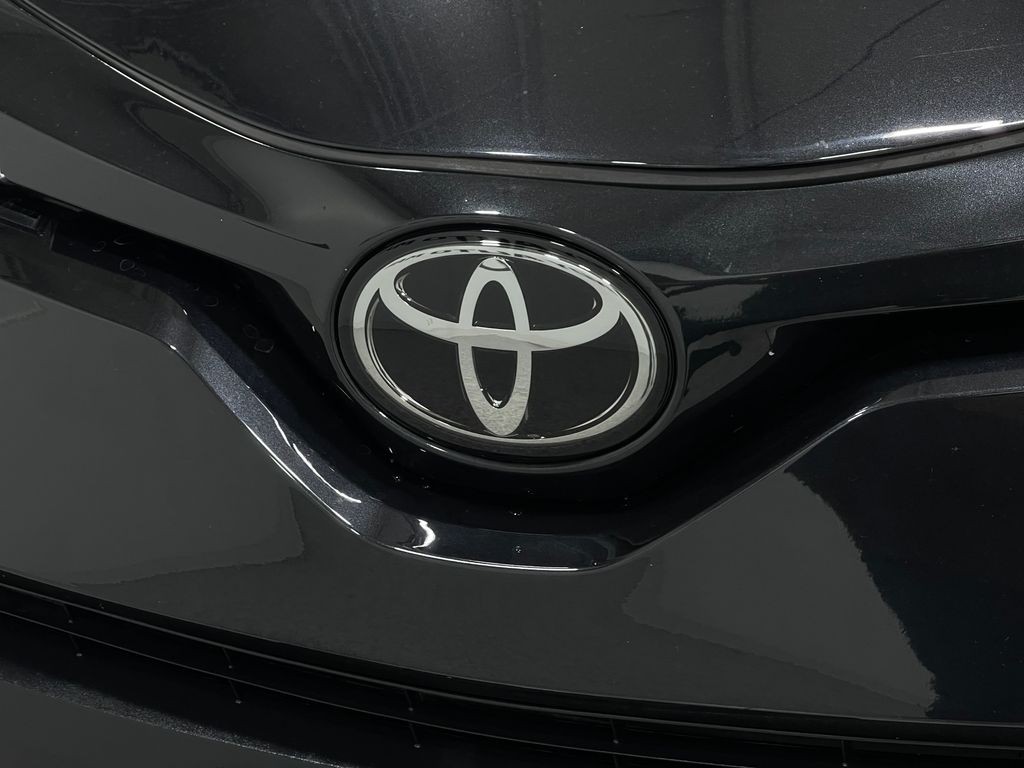 2022 Toyota C-HR Image 35