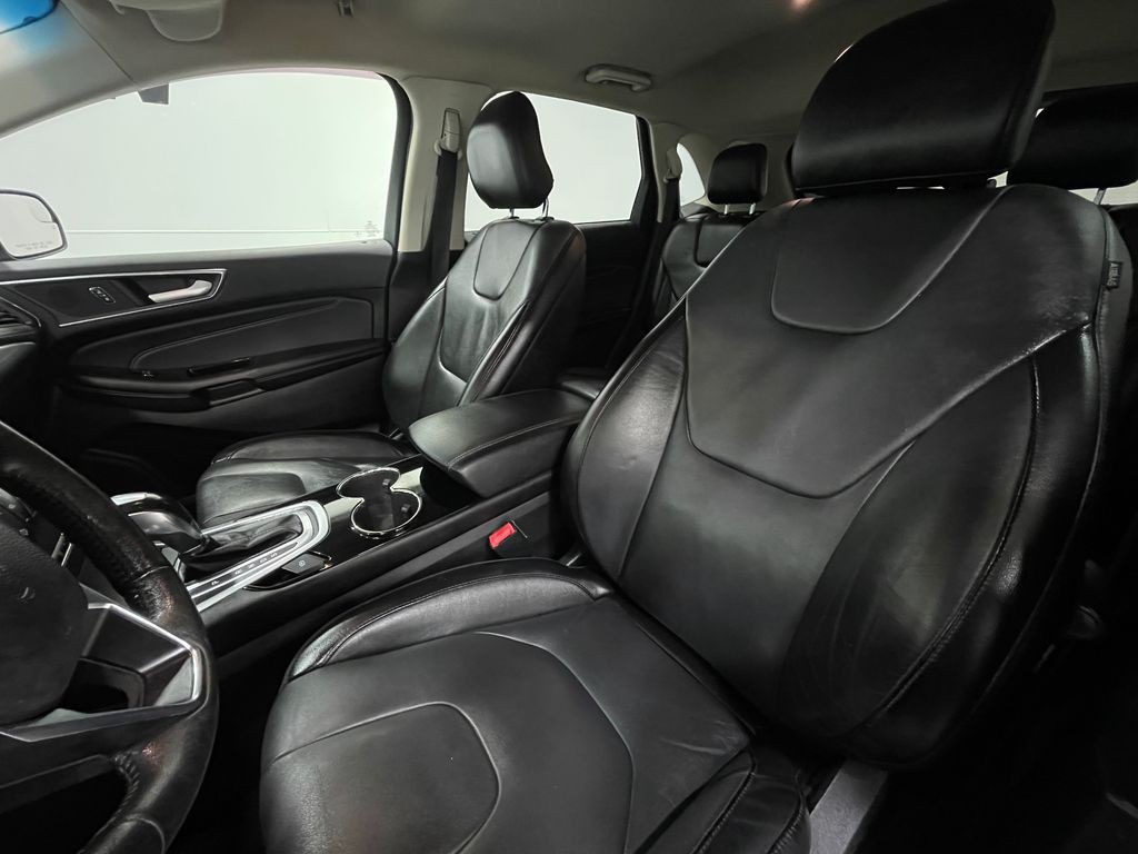 2018 Ford Edge Image 13