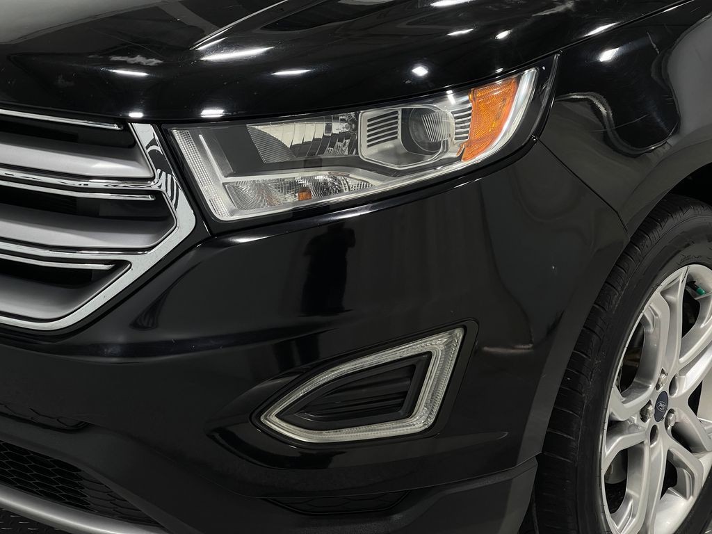 2018 Ford Edge Image 32