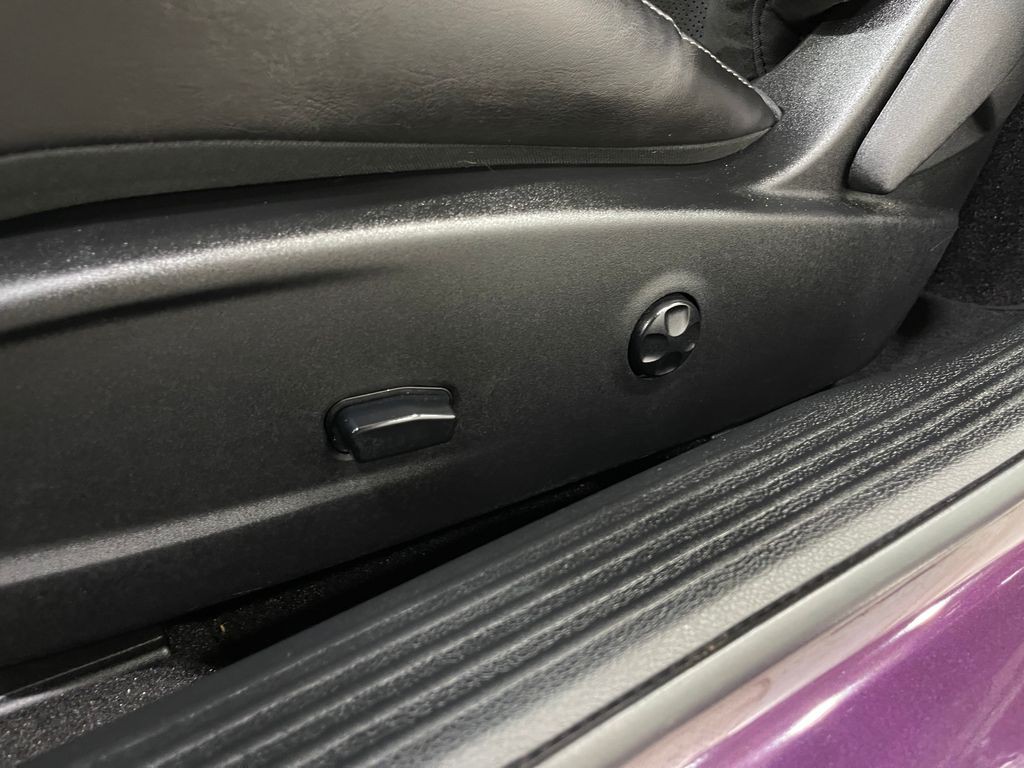 2020 Dodge Challenger Image 15