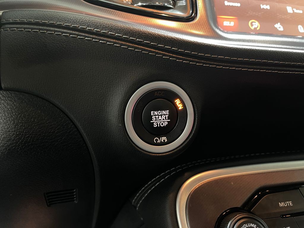 2020 Dodge Challenger Image 19