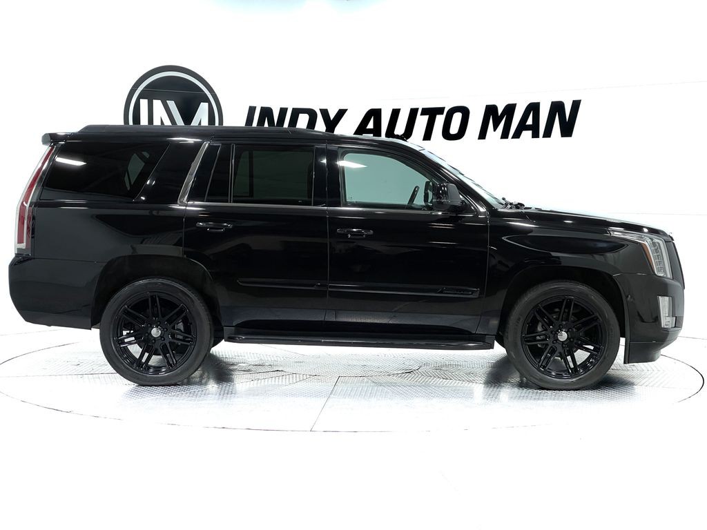 2016 Cadillac Escalade Image 3