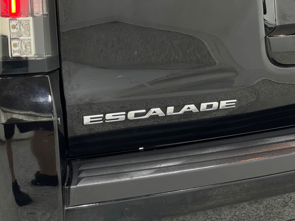 2016 Cadillac Escalade Image 42