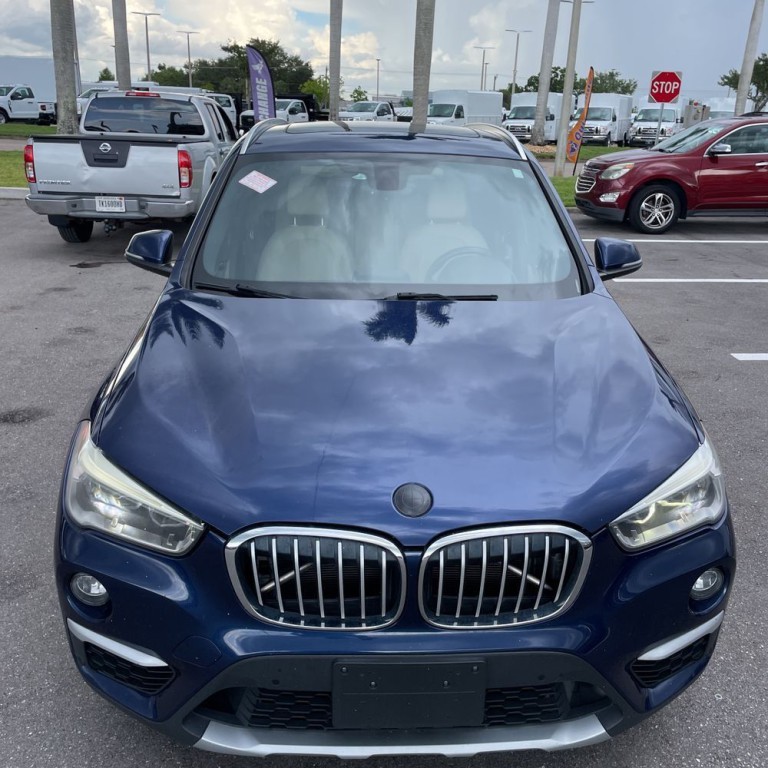 2016 BMW X1 Image 2