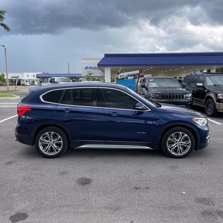 2016 BMW X1 Image 4
