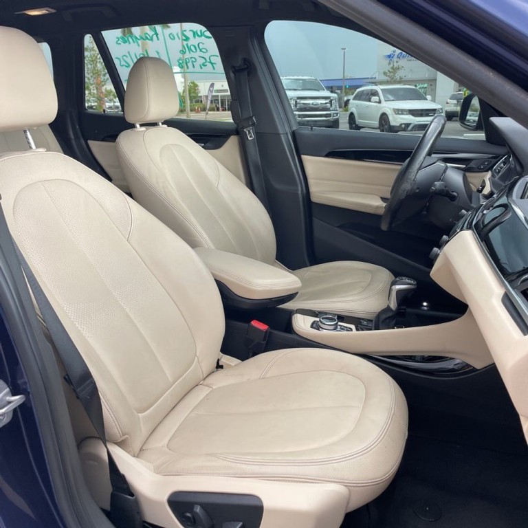 2016 BMW X1 Image 10