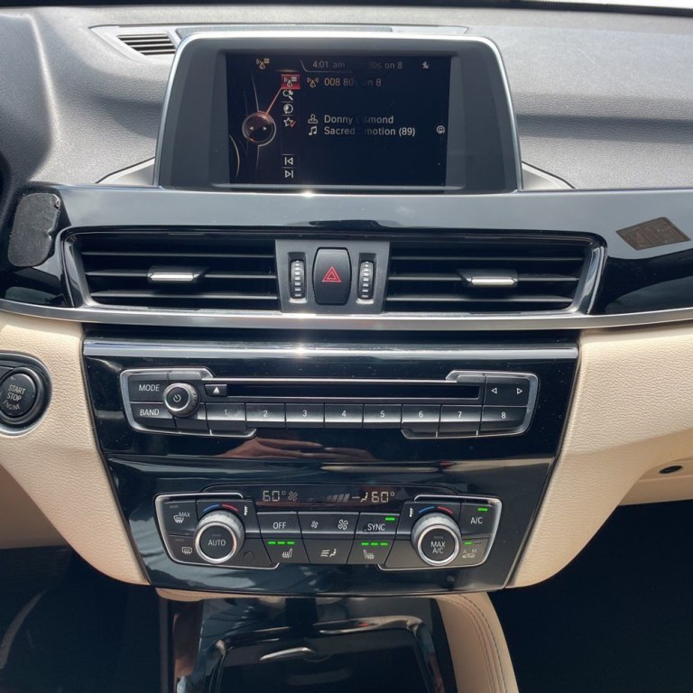2016 BMW X1 Image 14