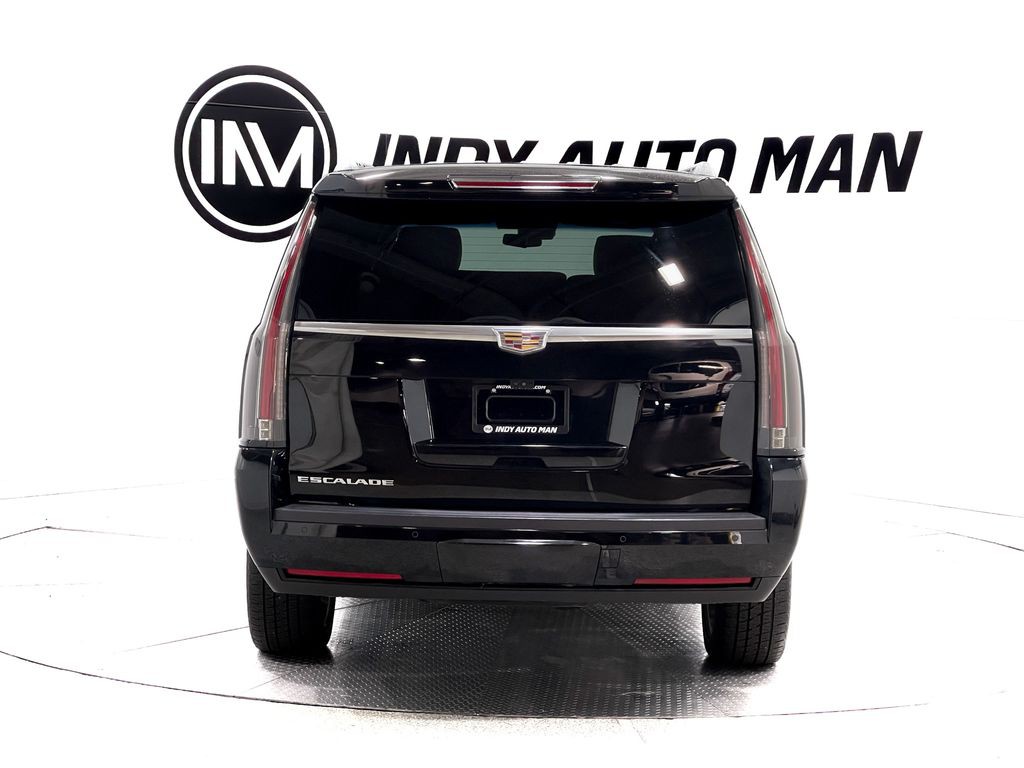 2017 Cadillac Escalade Image 5