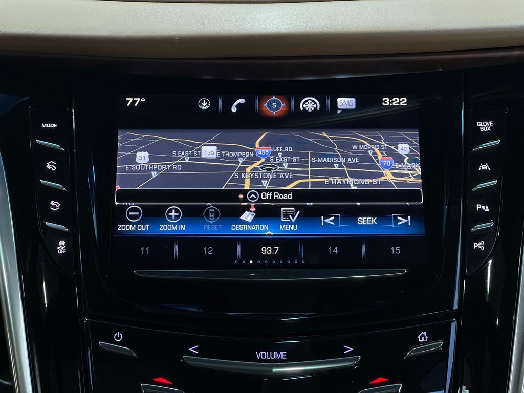 2017 Cadillac Escalade Image 10