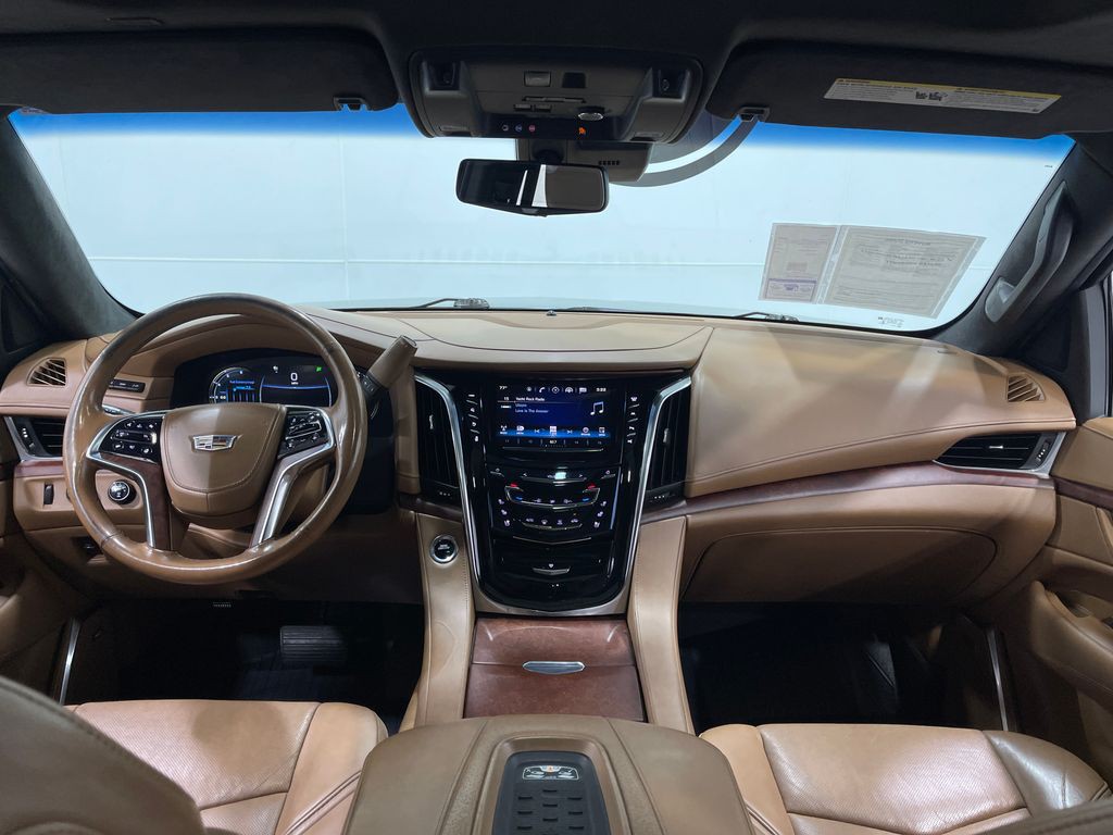 2017 Cadillac Escalade Image 22