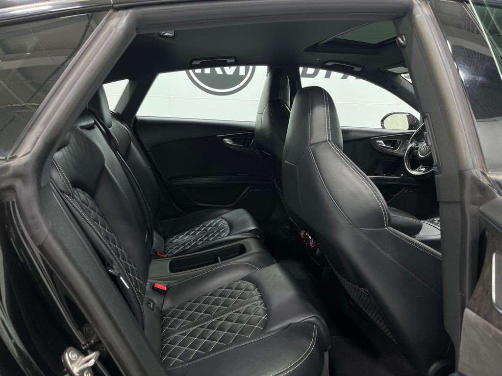 2018 Audi S7 Image 32