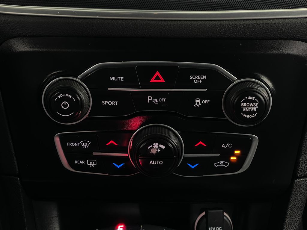 2018 Dodge Charger Image 23