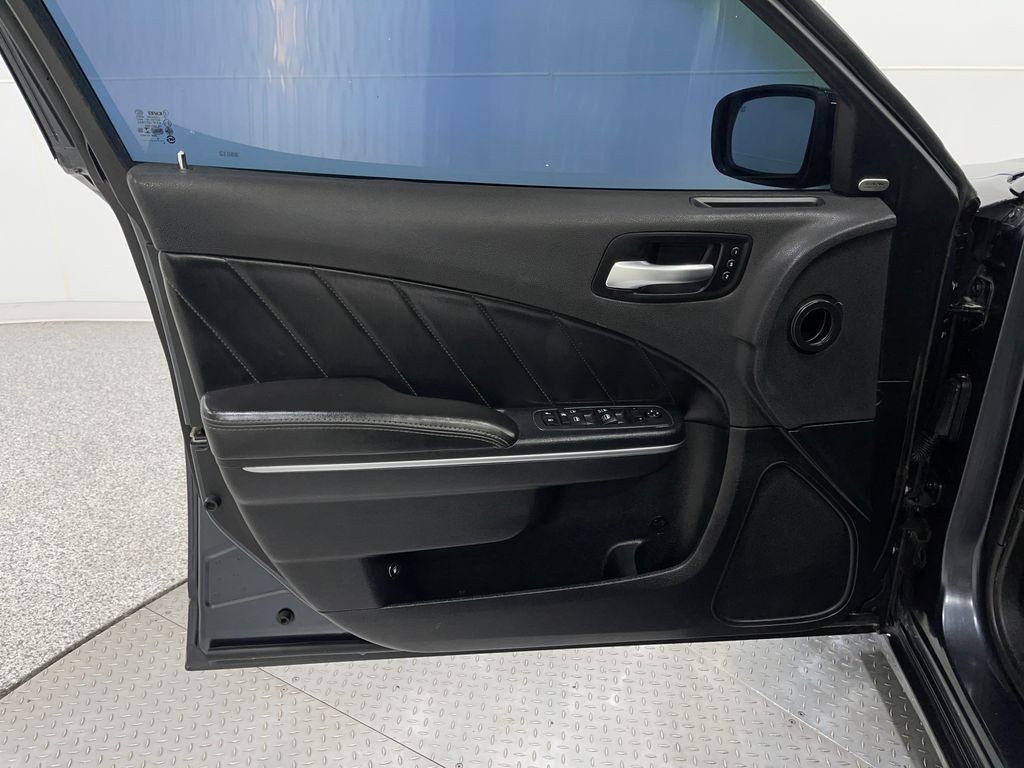 2018 Dodge Charger Image 13