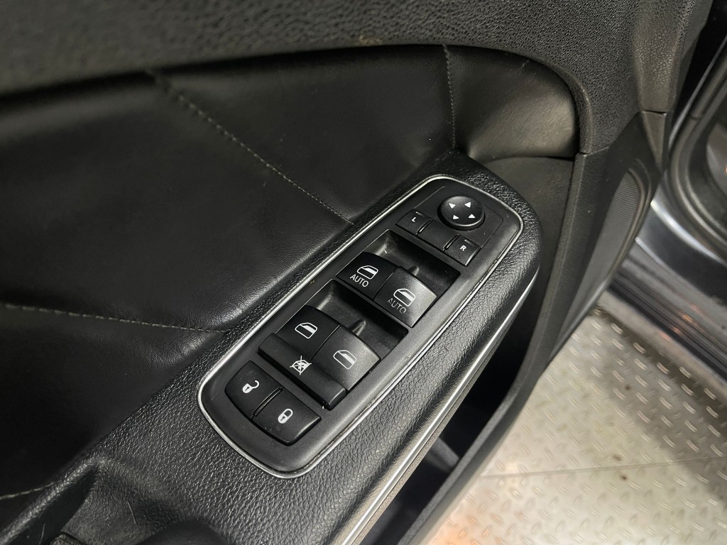 2018 Dodge Charger Image 14