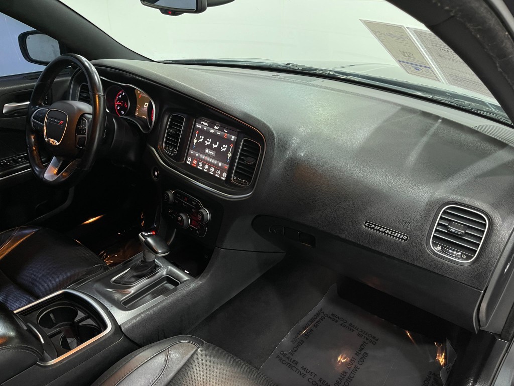 2018 Dodge Charger Image 18